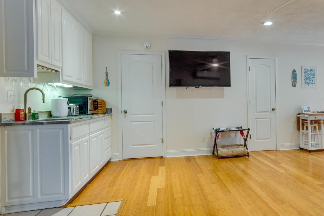 Gulf Breeze Vacation Rental For 2 With Pool Access! Exteriör bild